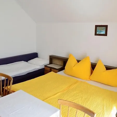 Gaestehaus Santer Apartamento Rothenthurn