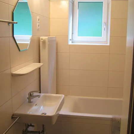 Gaestehaus Santer *